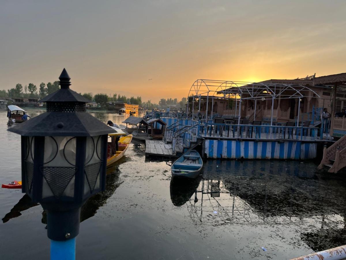 Green Heritage Group Of Houseboats Srinagar (Jammu and Kashmir) Exterior photo